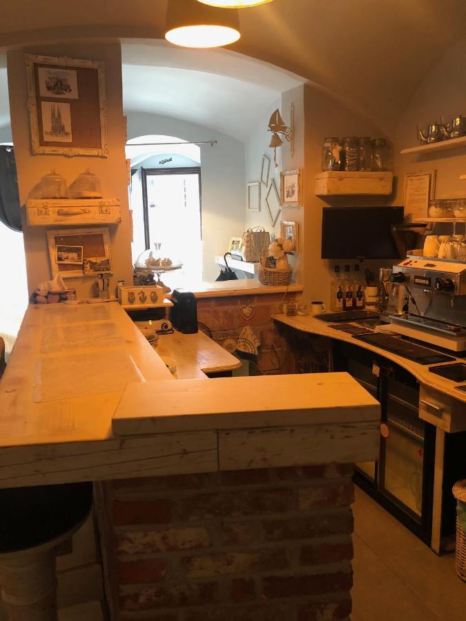 Godot Apartman Мисколк Екстериор снимка